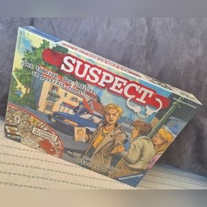 Suspect Board Game French NEW